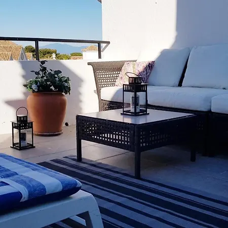 Penthouse In Jardines De Las Golondrinas Marbella